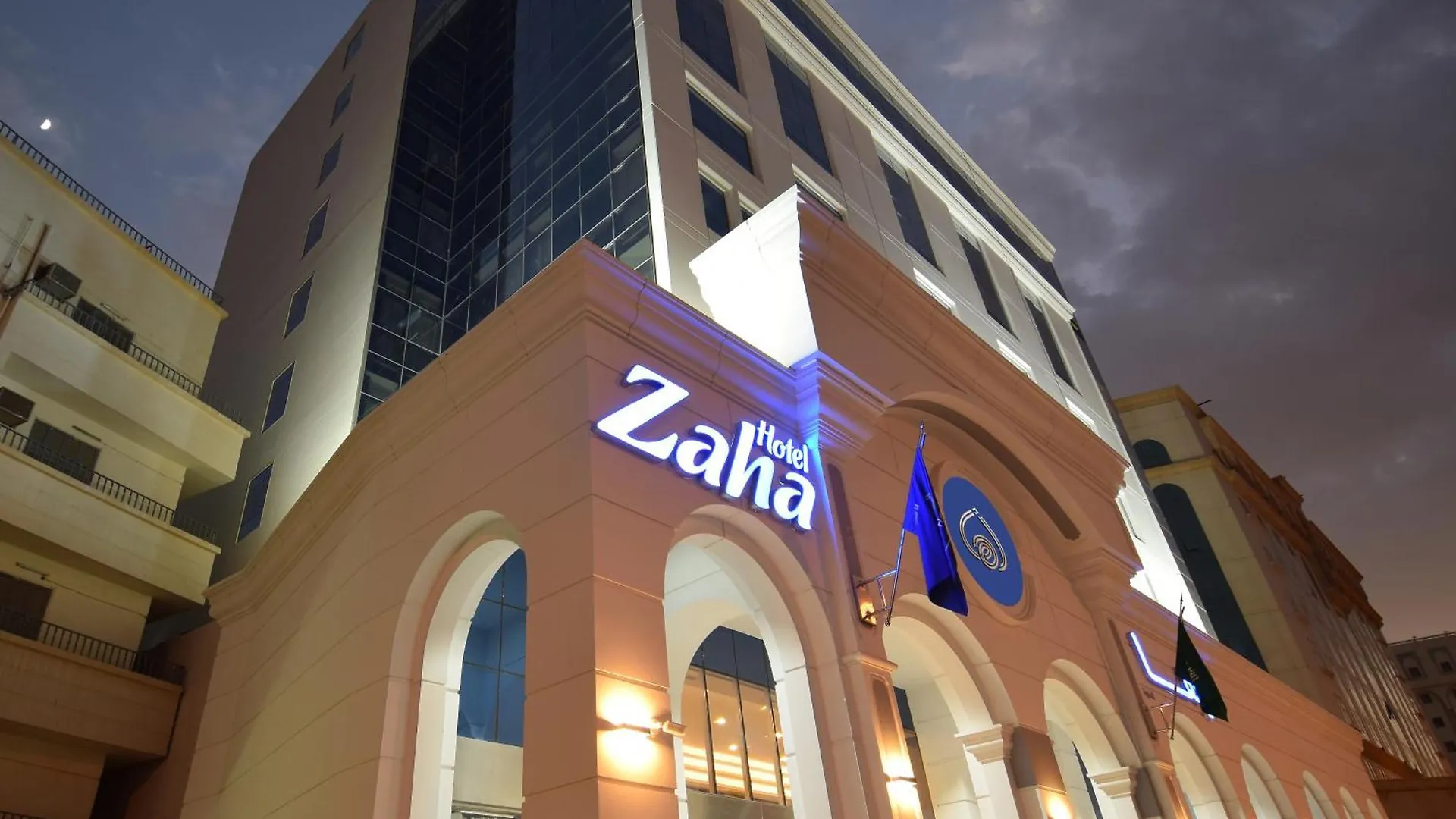 Zaha Al Munawara Hotel contacts